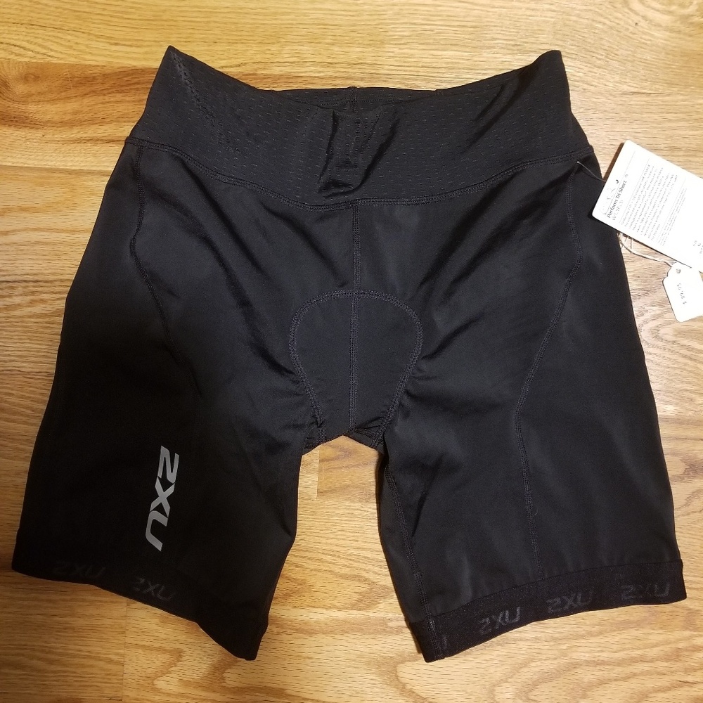 2xu triathalon shorts